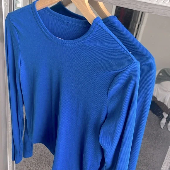 Blue ribbed crop top - Picture 3 of 3